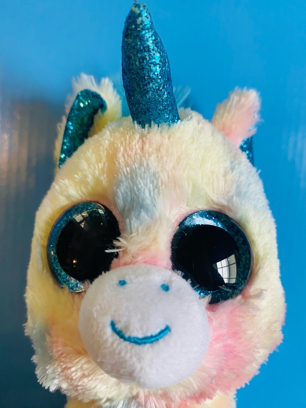 Blitz the unicorn from Ty beanies